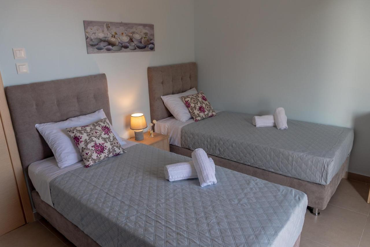 Dimi Seafront Apartment By Rentals Pro Services - Неа-Муданья Экстерьер фото
